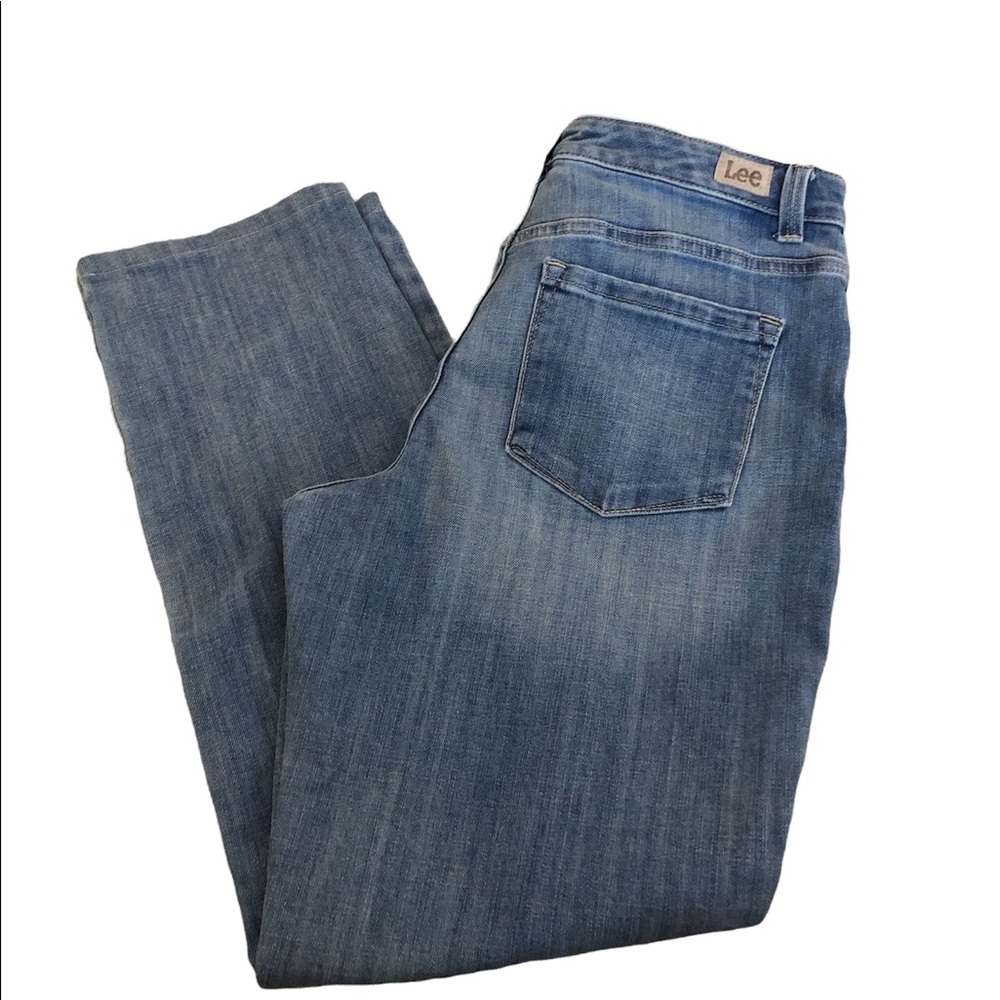 {Lee} Relaxed Fit Straight Leg High-Rise Instantly Slims  Blue Denim Jean 12 Med
